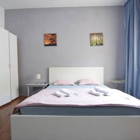 Studio Piata Rosetti Bukarest Kültér fotó